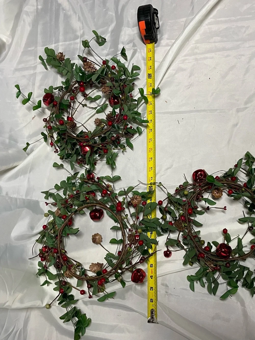 Holiday Green and Red Decorative Wreath Set - Home Holiday